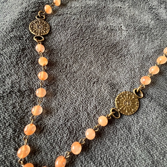 MELANIA CLARA “Lucy” Necklace - Picture 4 of 8